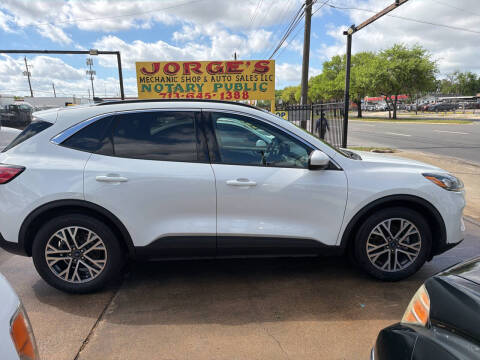 2020 Ford Escape SEL