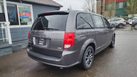 2018 Dodge Grand Caravan SE Plus