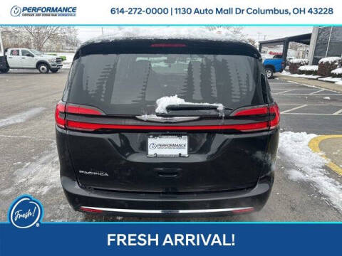 2021 Chrysler Pacifica Touring