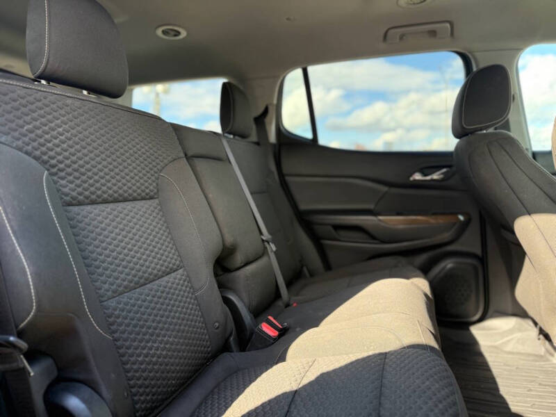 2019 GMC Acadia SLE-1