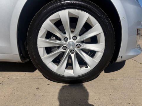 2016 Tesla Model S
