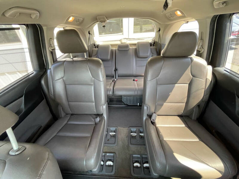 2015 Honda Odyssey EX-L photo 14