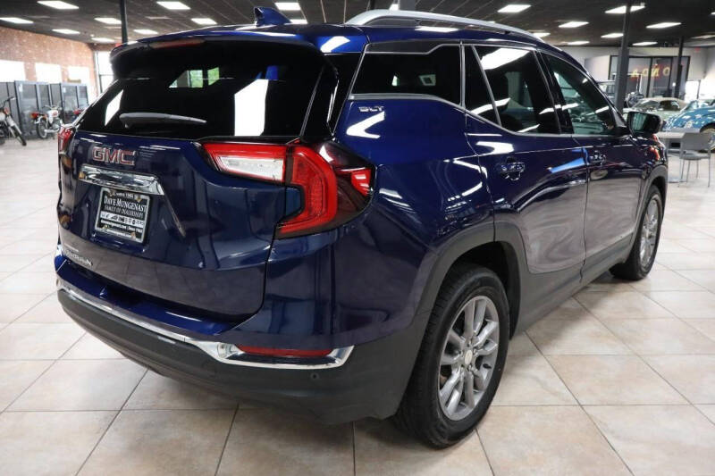 2022 GMC Terrain SLT