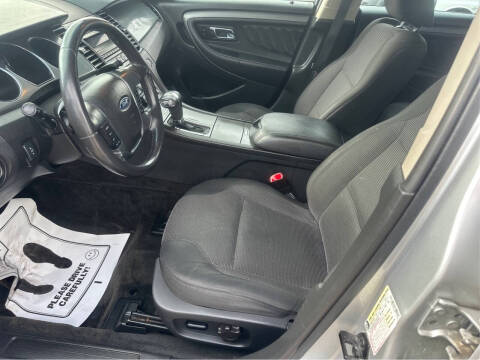 2011 Ford Taurus SEL