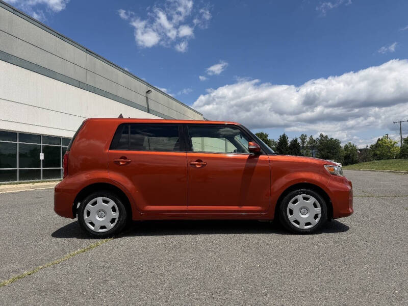 2012 Scion xB Release Series 9.0