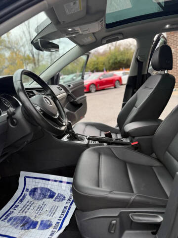 2019 Volkswagen Golf SportWagen