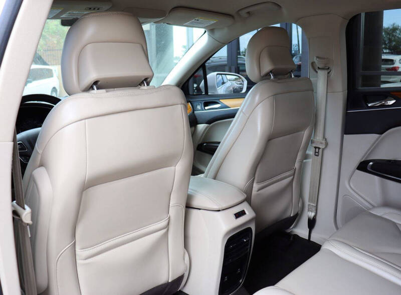 2019 Lincoln MKC Select