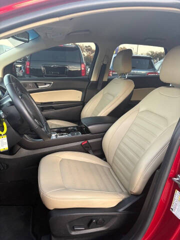 2020 Ford Edge SEL