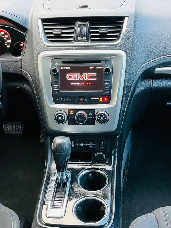 2015 GMC Acadia SLE-2
