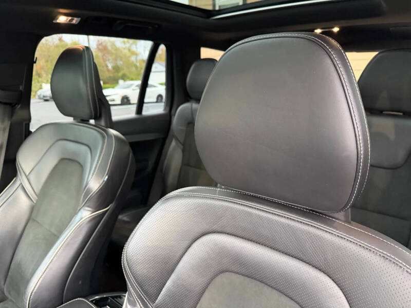 2017 Volvo XC90 T6 R-Design