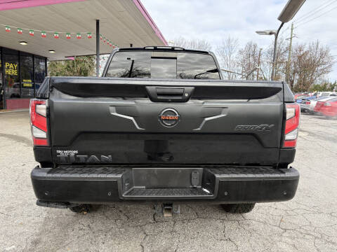 2021 Nissan Titan