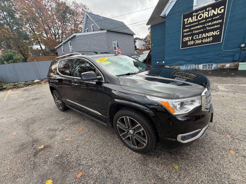 2017 GMC Acadia Denali
