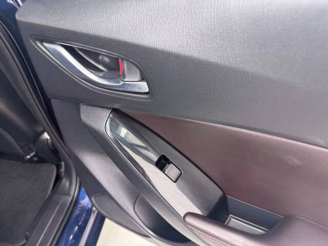 2018 Mazda MAZDA3 Touring