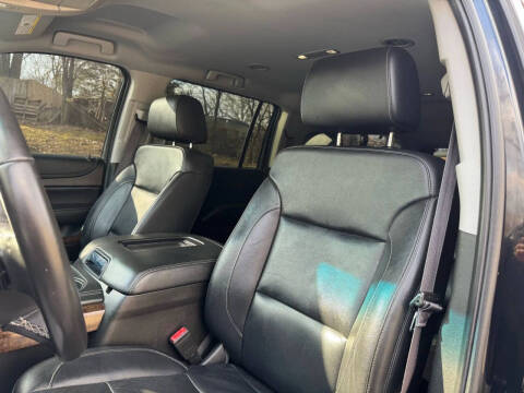 2017 Chevrolet Suburban LT