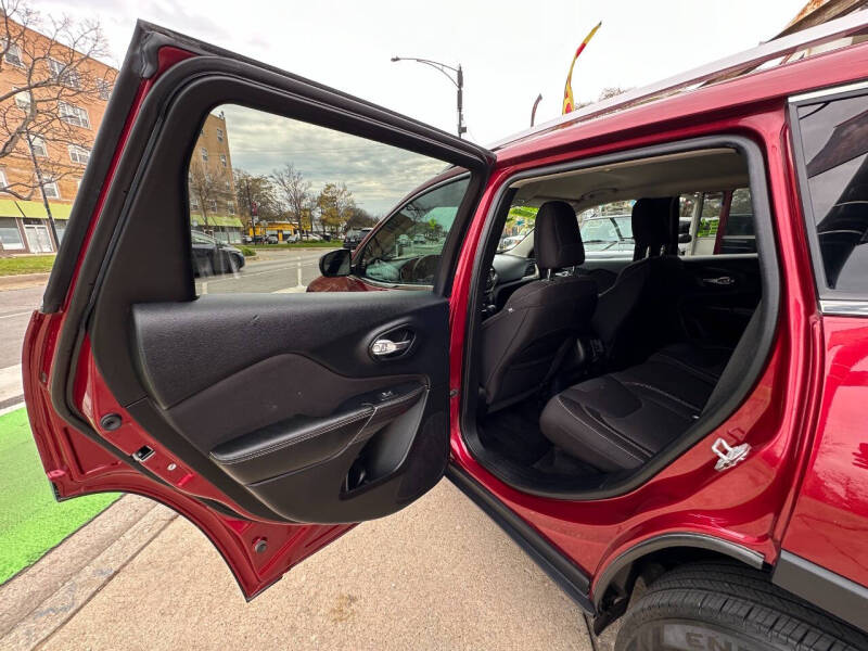 2015 Jeep Cherokee Latitude photo 14