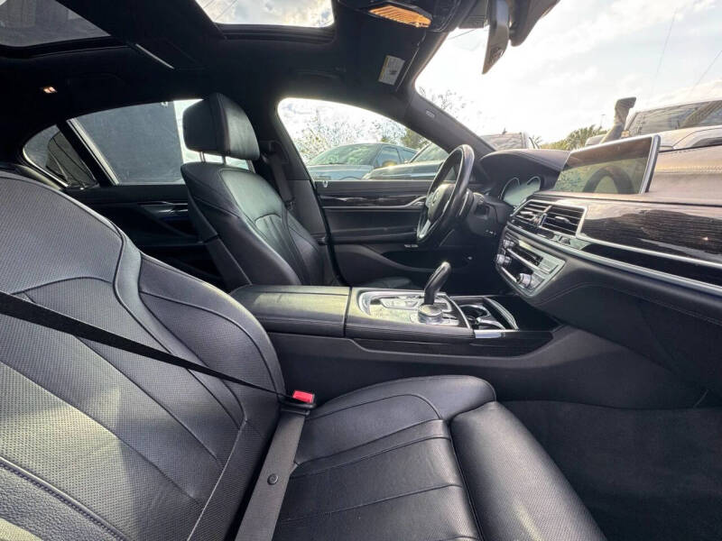 2016 BMW 7 Series 740i