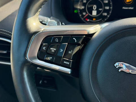 2019 Jaguar F-PACE S