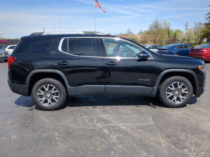 2023 GMC Acadia SLE