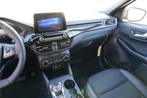 2026 Ford Escape Hybrid ST-Line Select