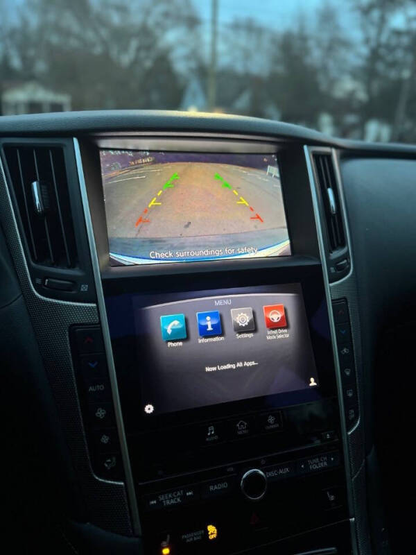 2015 Infiniti Q50 Sport