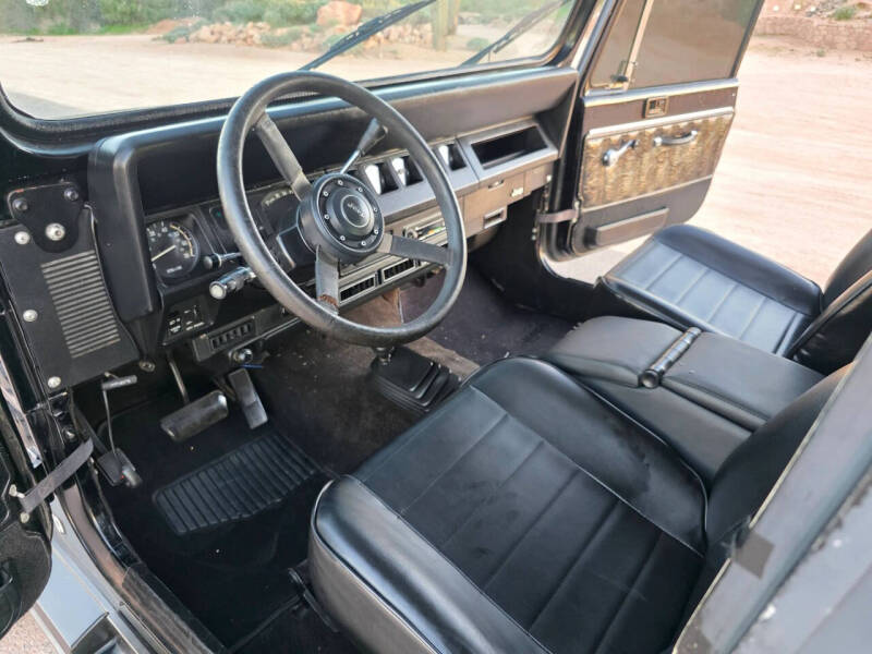 1987 Jeep Wrangler Laredo