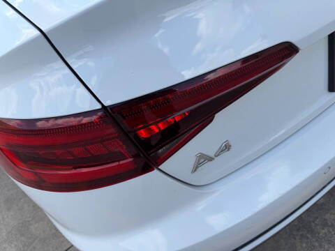 2018 Audi A4 2.0T quattro Premium Plus