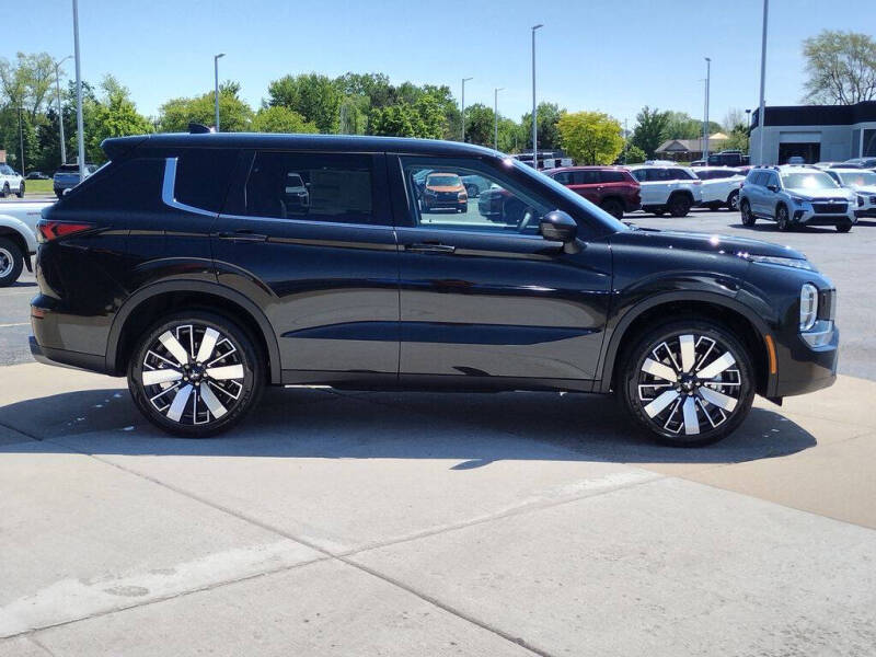 2026 Mitsubishi Outlander SE