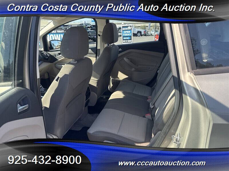 2015 Ford C-MAX Hybrid SE