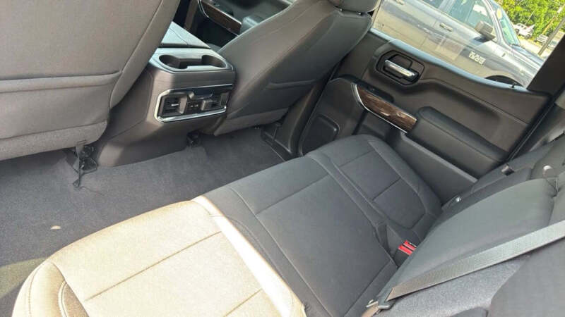 2022 GMC Sierra 1500 Limited