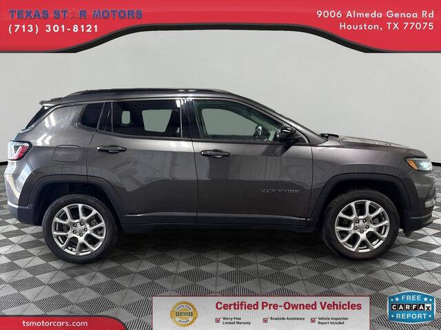 2022 Jeep Compass Latitude Lux