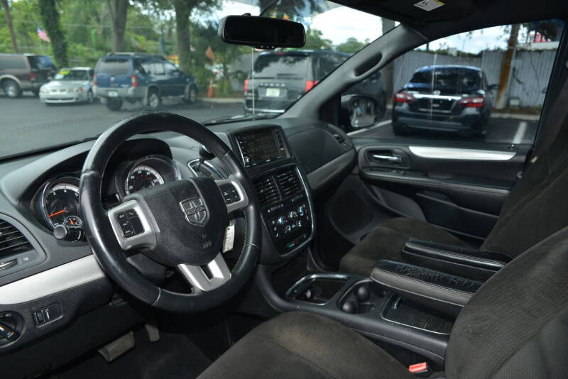 2015 Dodge Grand Caravan SXT