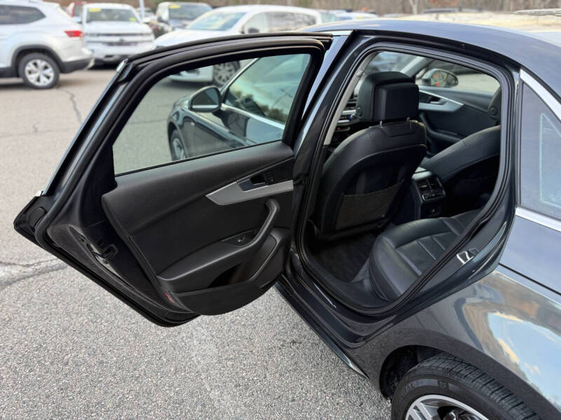 2017 Audi A4 2.0T quattro Premium Plus