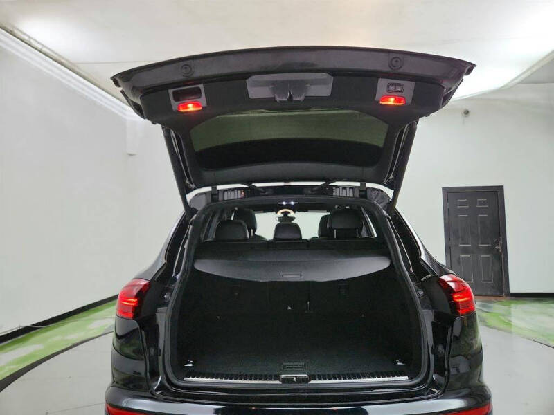 2017 Porsche Cayenne