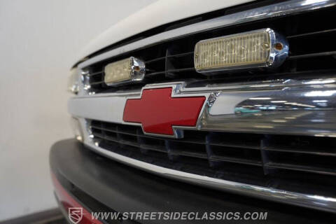 2004 Chevrolet Suburban