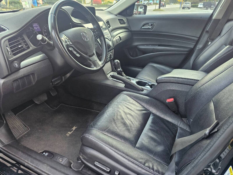 2015 Acura ILX 2.0L w/Tech