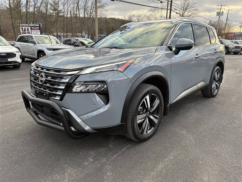 2025 Nissan Rogue SL