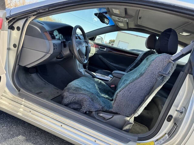 2004 Toyota Camry Solara SLE V6