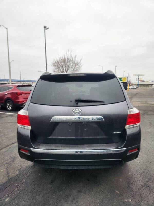 2013 Toyota Highlander Plus