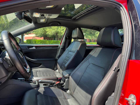 2017 Volkswagen Jetta 2.0T GLI