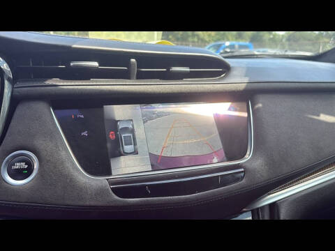 2017 Cadillac XT5 Platinum