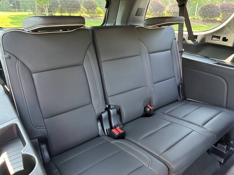 2025 GMC Yukon XL Elevation