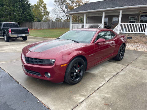 2010 Chevrolet Camaro for sale at Getsinger's Used Cars in Anderson SC