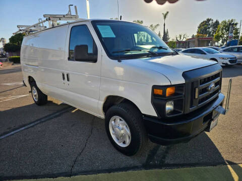 2013 Ford E-Series E-150