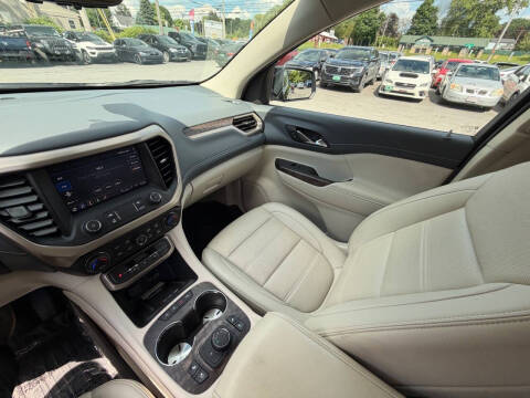 2021 GMC Acadia Denali