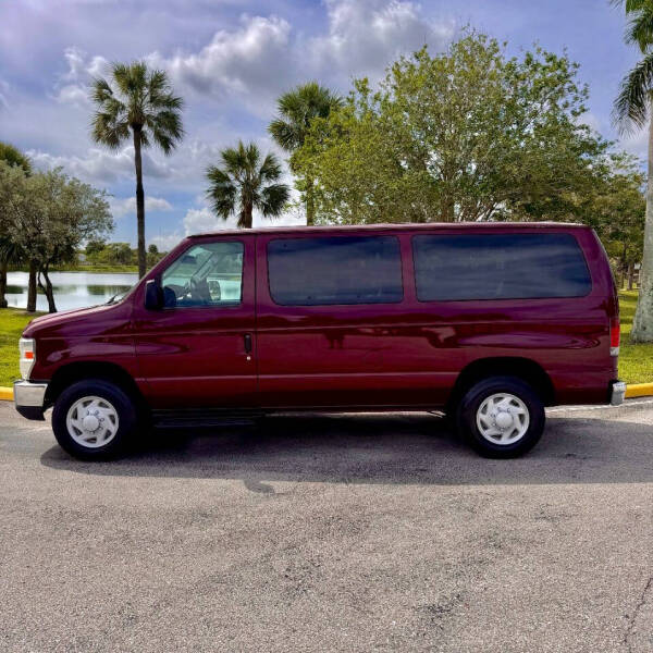 2008 Ford E-Series E-350 SD XLT