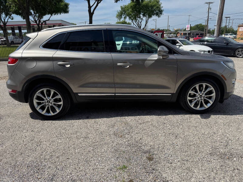 2017 Lincoln MKC Select