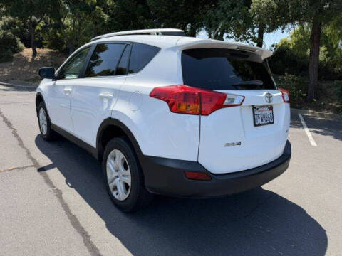 2014 Toyota RAV4 LE
