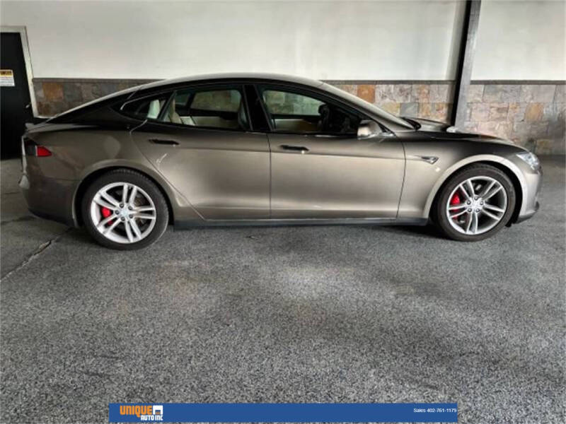 2015 Tesla Model S P90D