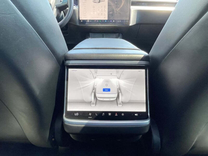 2024 Tesla Model S