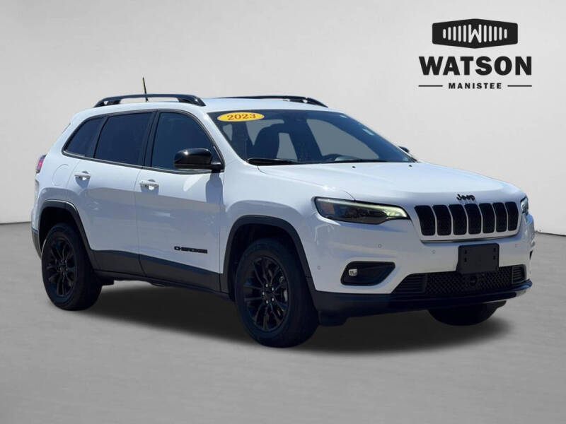 2023 Jeep Cherokee Altitude Lux